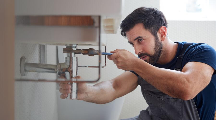 Water heater leaking fix in Lanai City, HI